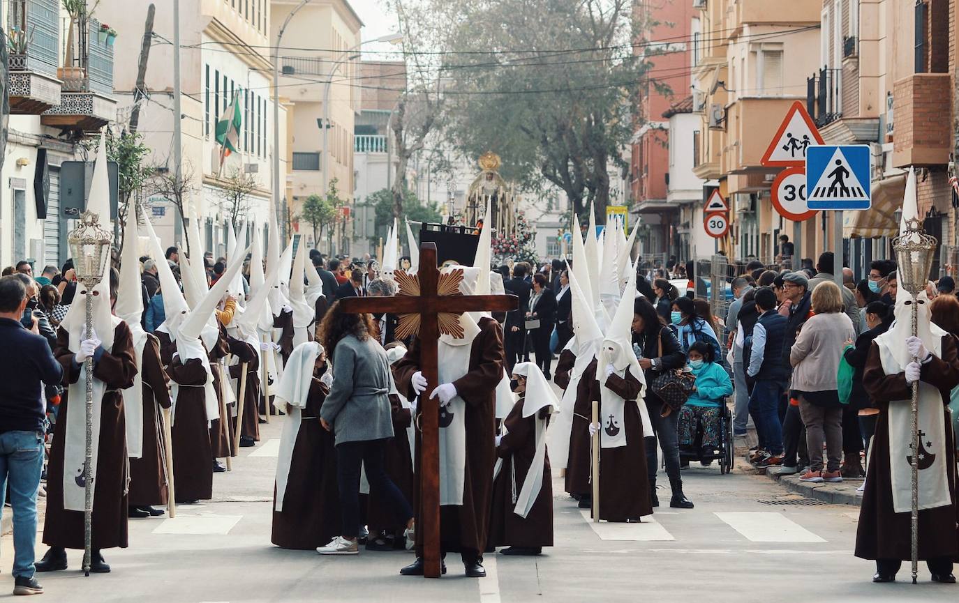 Lágrimas del Carmen y Nuestra Señora del Sol desfilaron por sus barrios