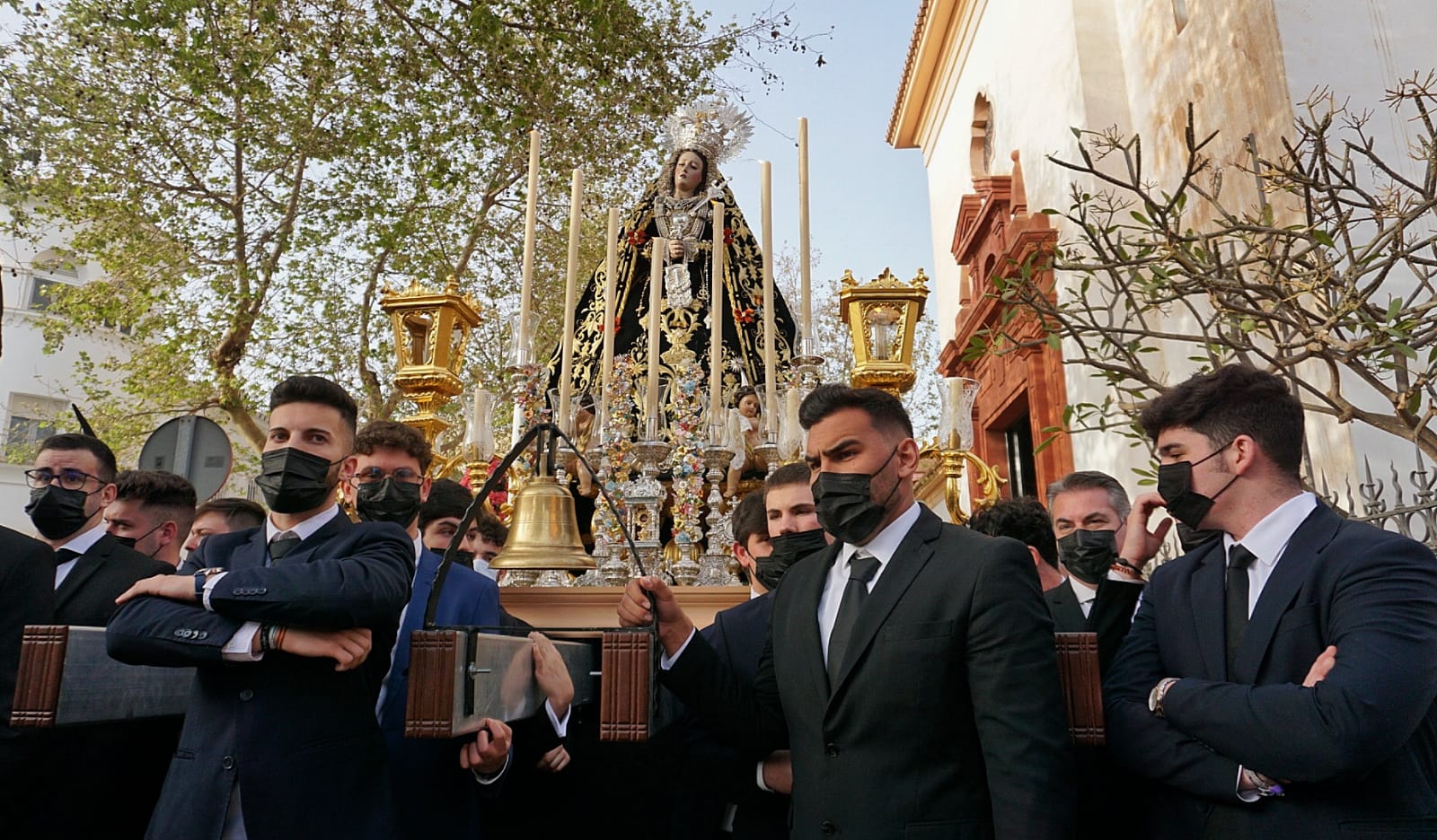 Procesiones previas a la Semana Santa, tras dos años sin salir con motivo de la pandemia, en la que cientos de personas arroparon en todo momento las salidas