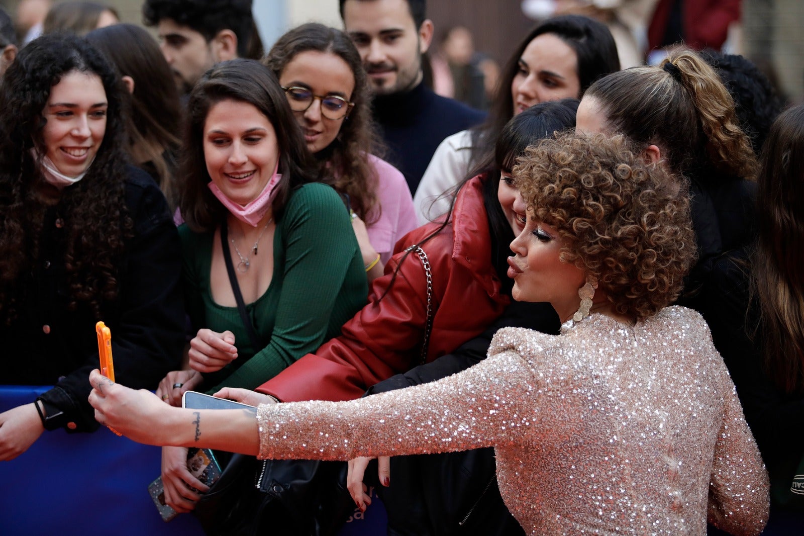 Todas las fotos de la jornada: ruedas de prensa, pases de películas, presentaciones y la gran gala del Teatro Cervantes