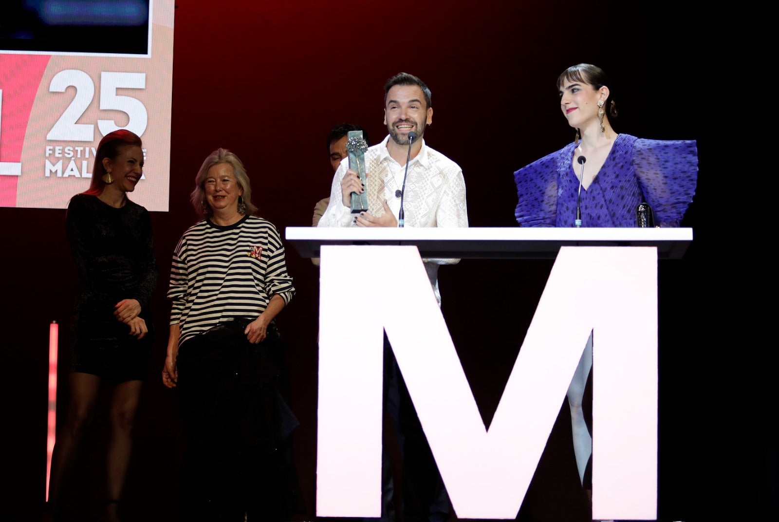 Todas las fotos de la jornada: ruedas de prensa, pases de películas, presentaciones y la gran gala del Teatro Cervantes