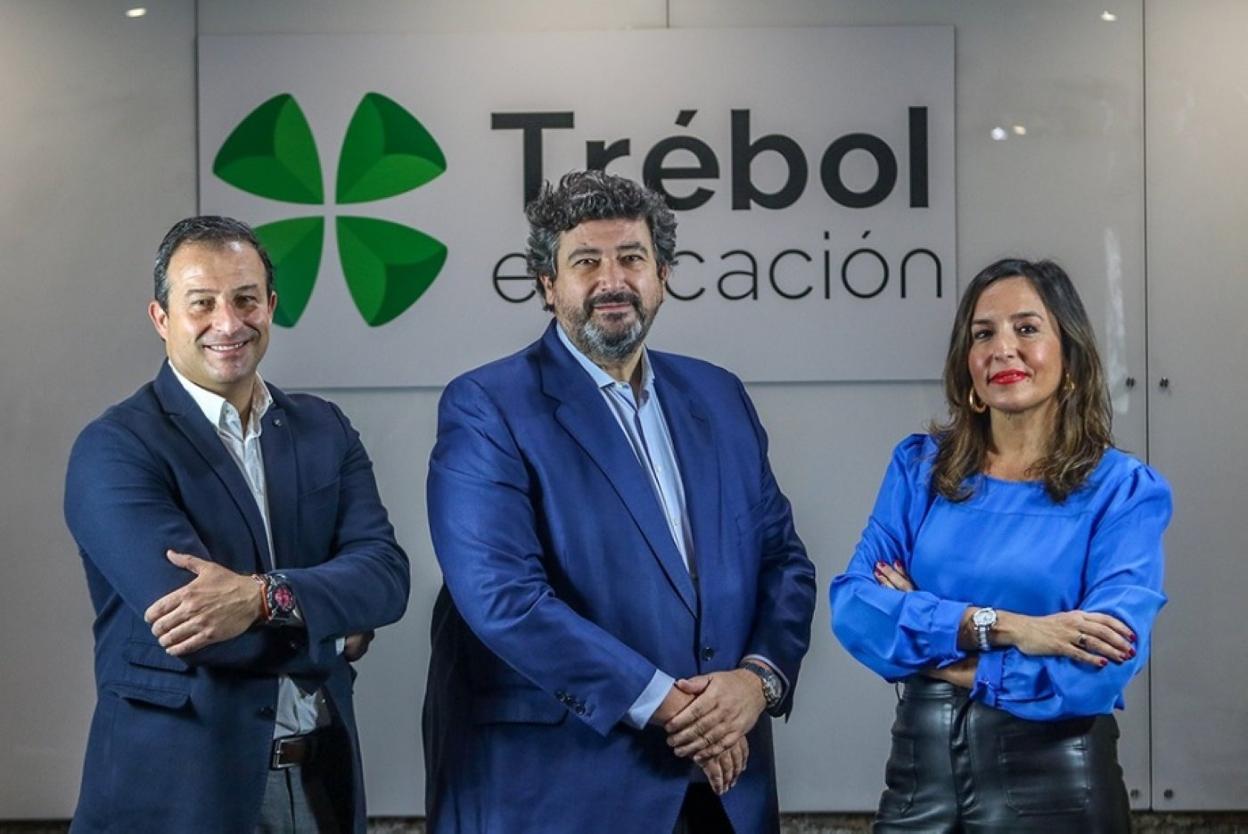 Juan Guerrero, Manuel Portero y Laura Castillo, fundadores del grupo Trébol.