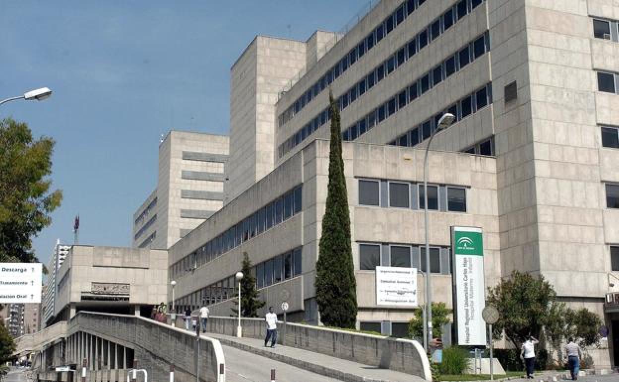 La investigación comenzó después de que la menor acudiera al hospital Materno. 