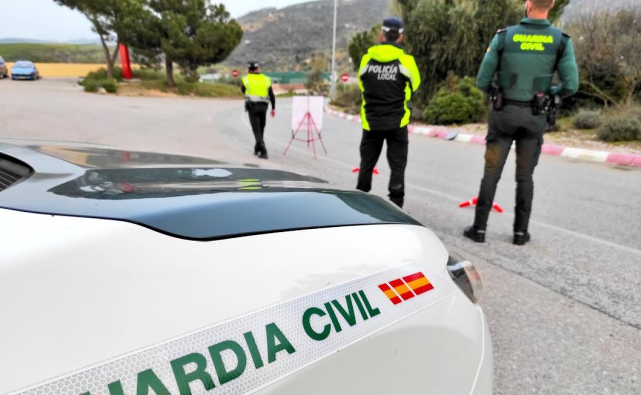 Imagen de archivo de un vehículo de la guardia Civil. 