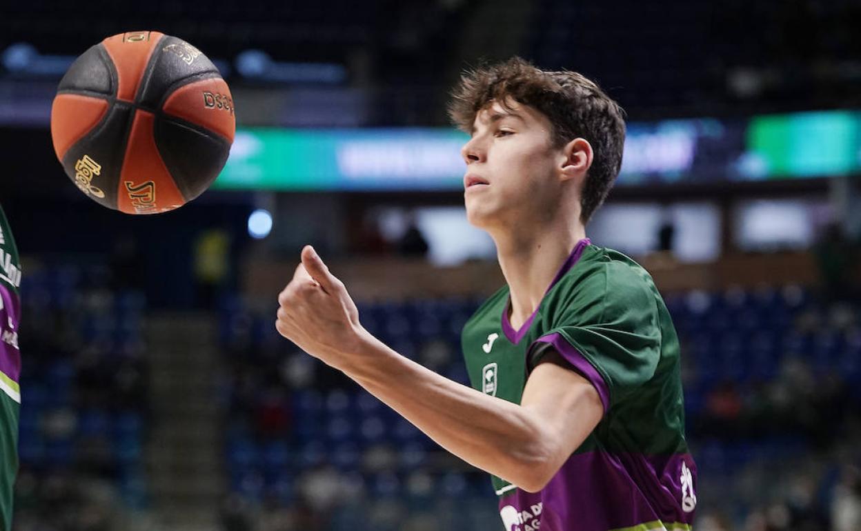 Saint-Supery, uno de los referentes del Unicaja de la Liga EBA. 