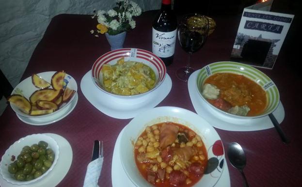 Platos tradicionales de la Venta San Isidro.