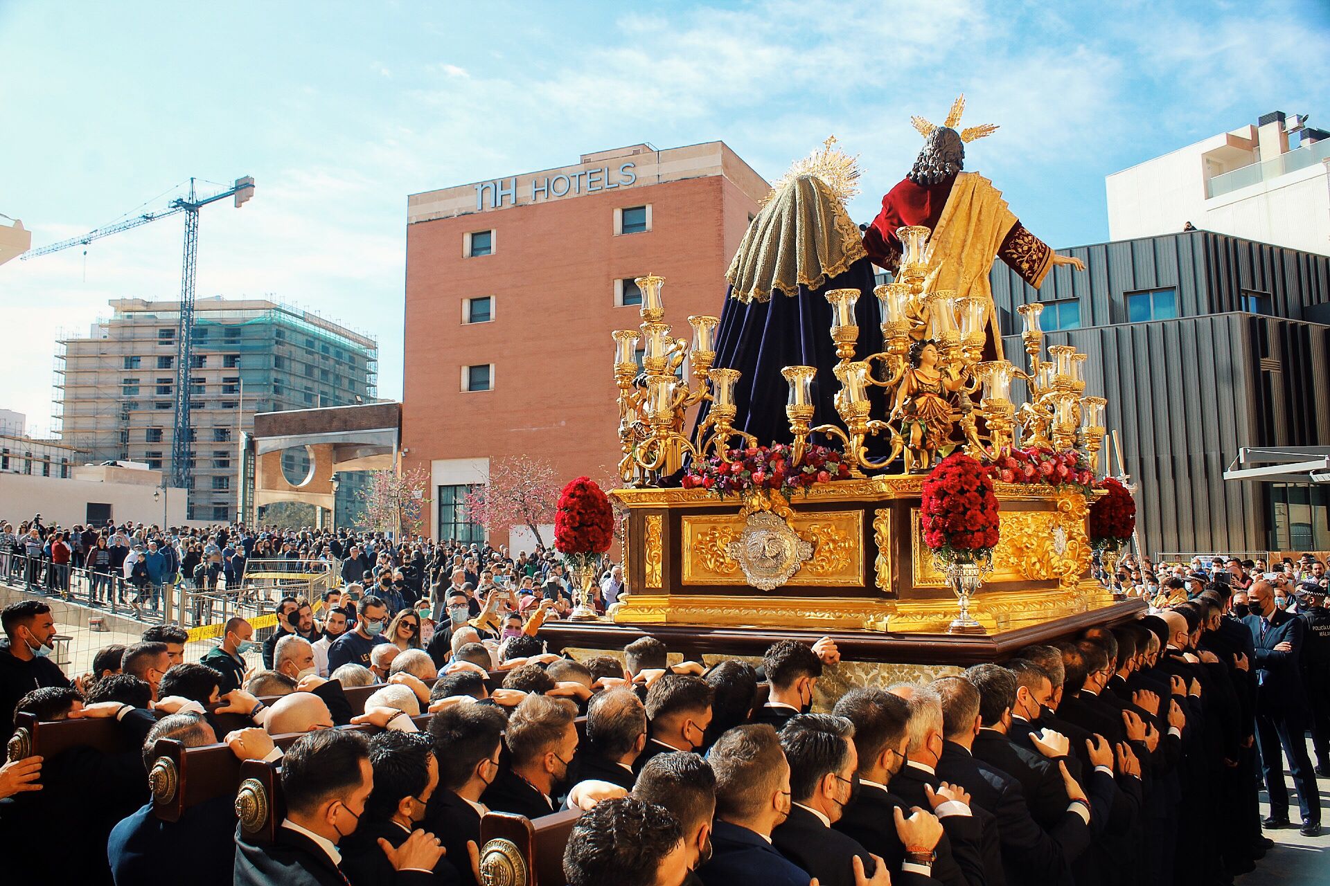 Traslado de la Cofradía de la Sagrada Cena este sábado 2 de abril. 