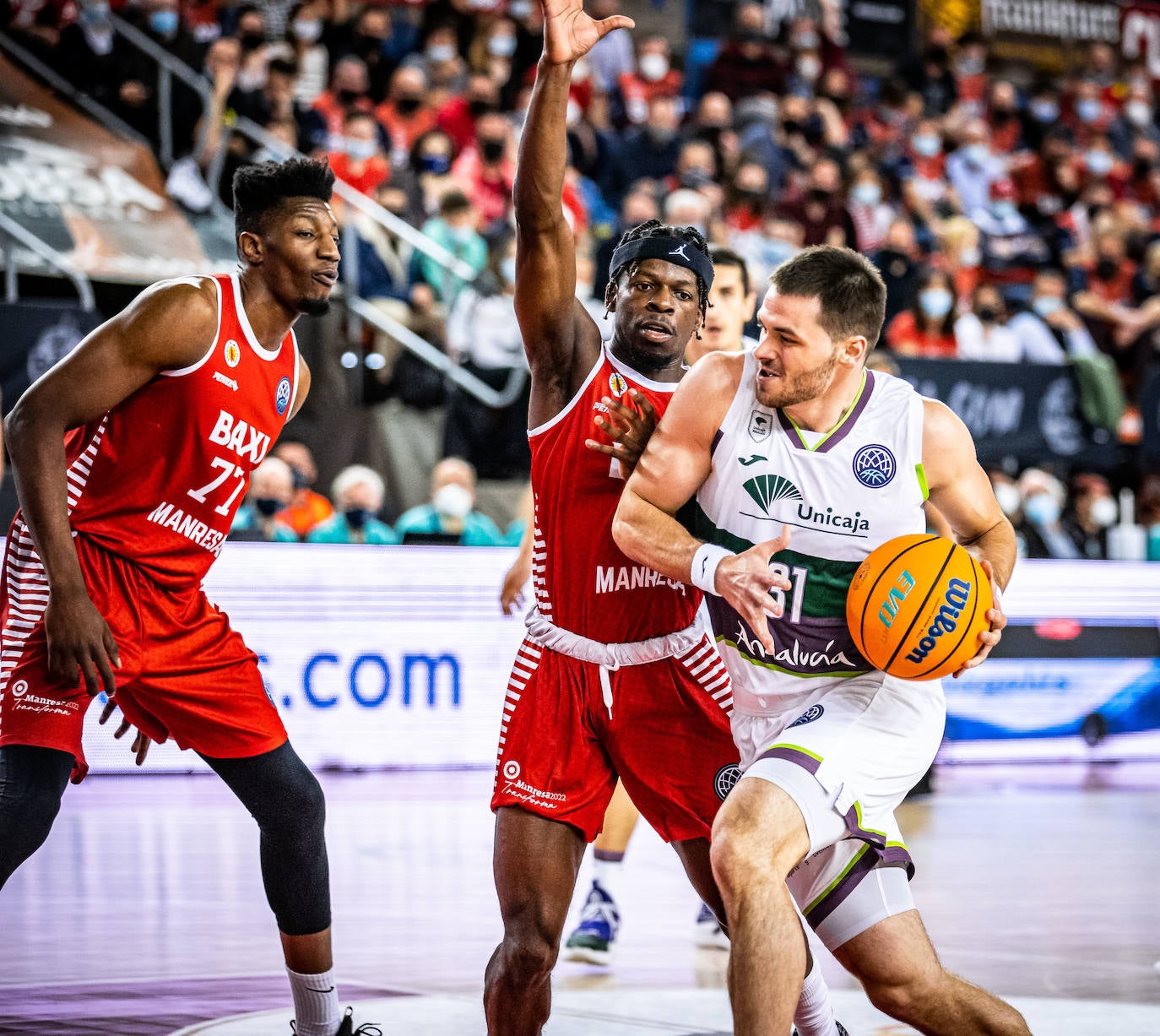 Fotos: El Manresa-Unicaja, en imágenes