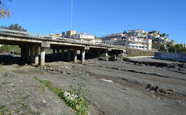 Imagen de la desembocadura del arroyo de Totalán. 