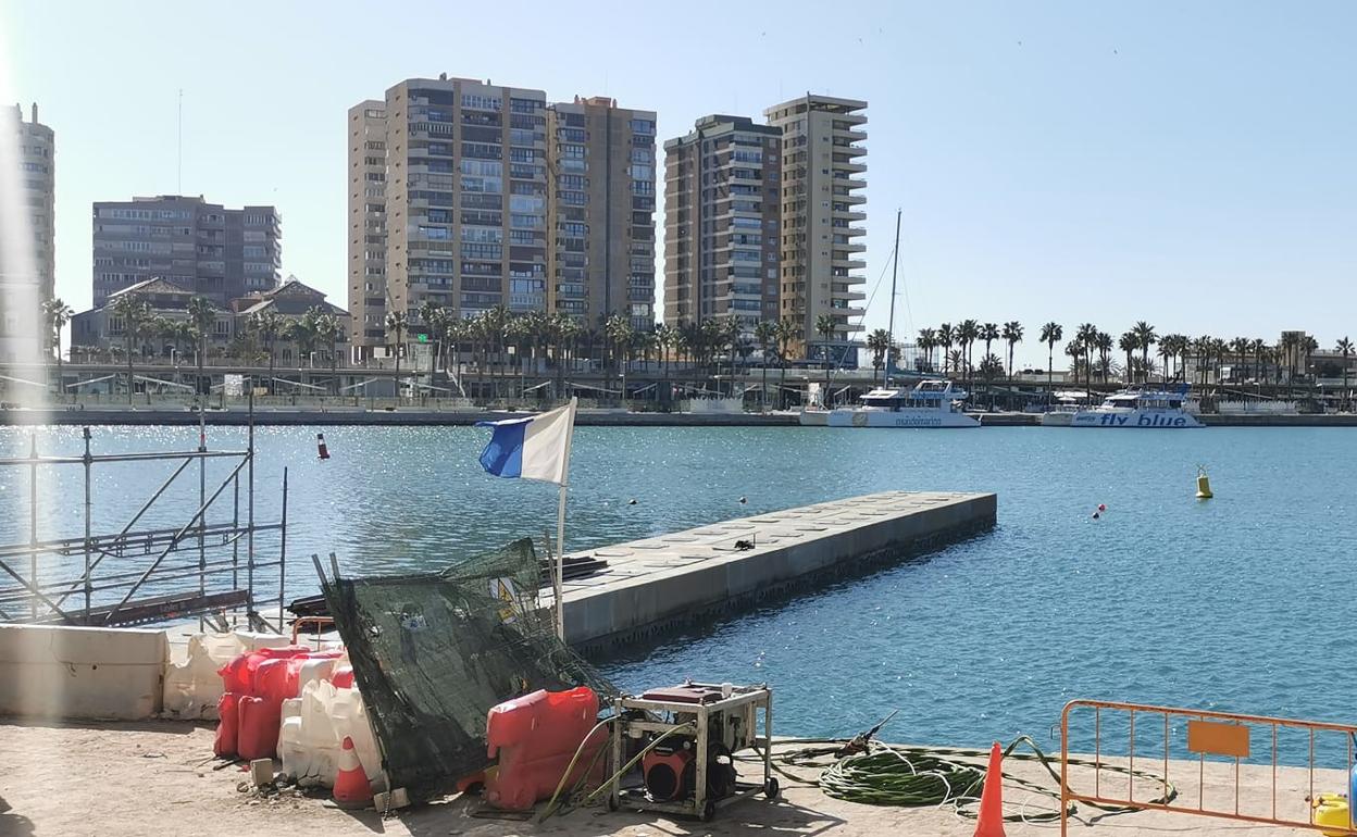 El primero de los espigones de la marina de megayates del Puerto ya está terminado. 