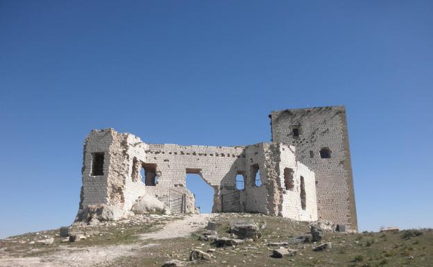 Castillo de la Estrella, en Teba.