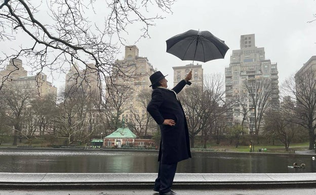 Imagen principal - Carrete, paseando por Central Park y con Miguel Poveda en el teatro. 