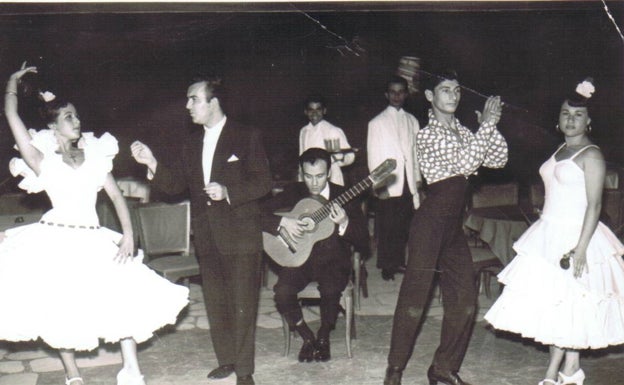 Carrete junto a su gran amigo y compañero Chiquito de la Calzada, en El Mañana. 