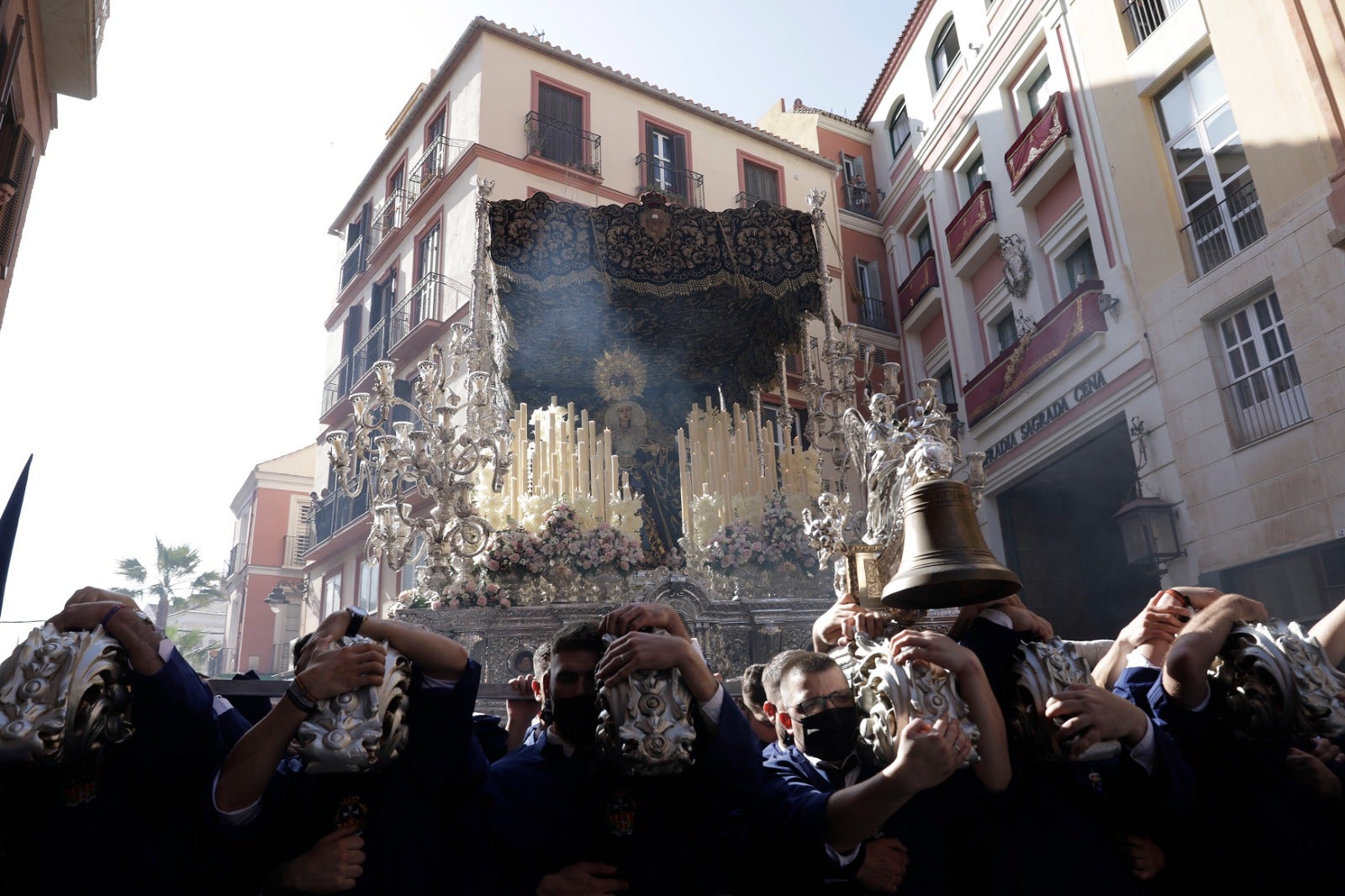 Las mejores imágenes de las cofradías del Jueves Santo 2022 en Málaga