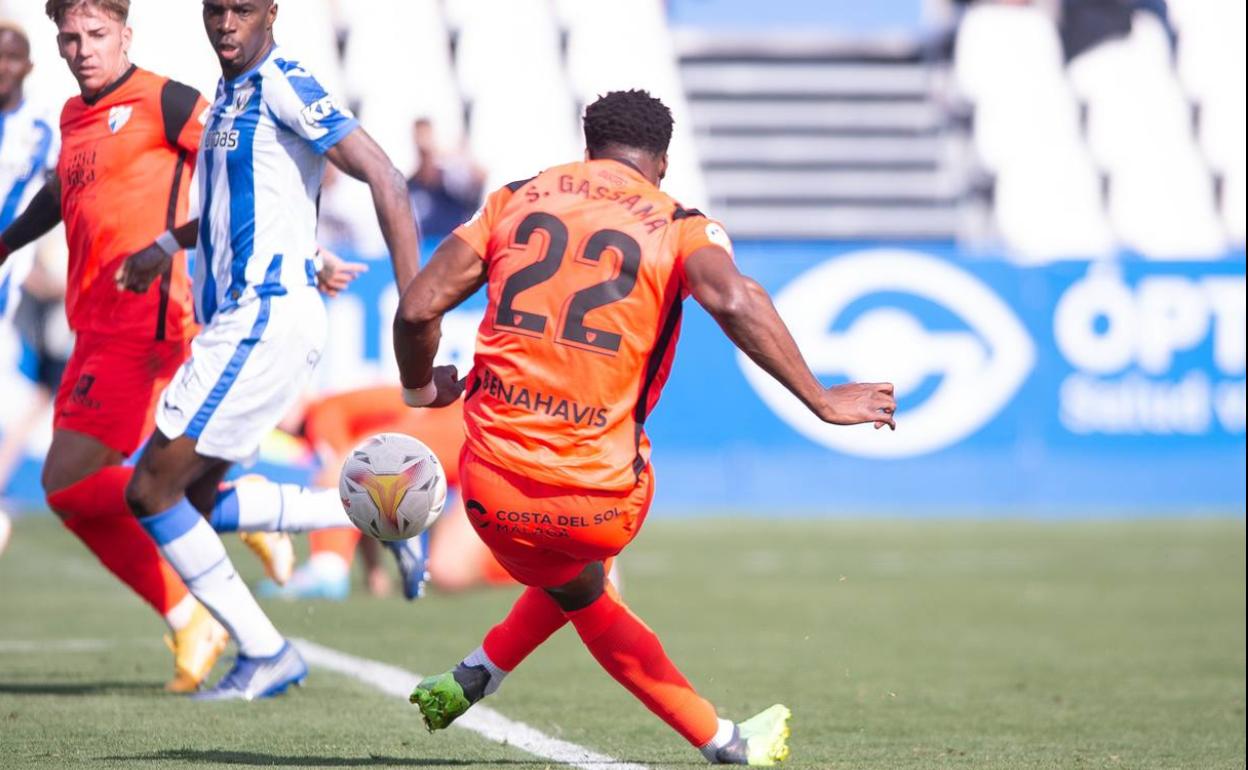 Sekou, en el remate en semifallo que le permitió marcar el 0-3 en Leganés. 