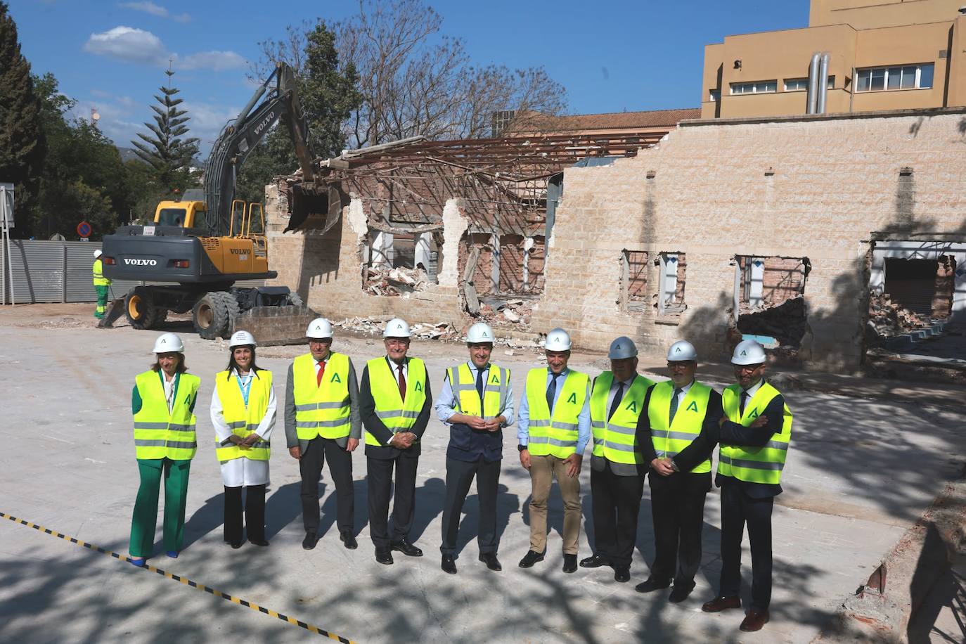 Esta semana han empezado las obras de demolición en la zona en la que se ubicará el centro hospitalario de la capital 