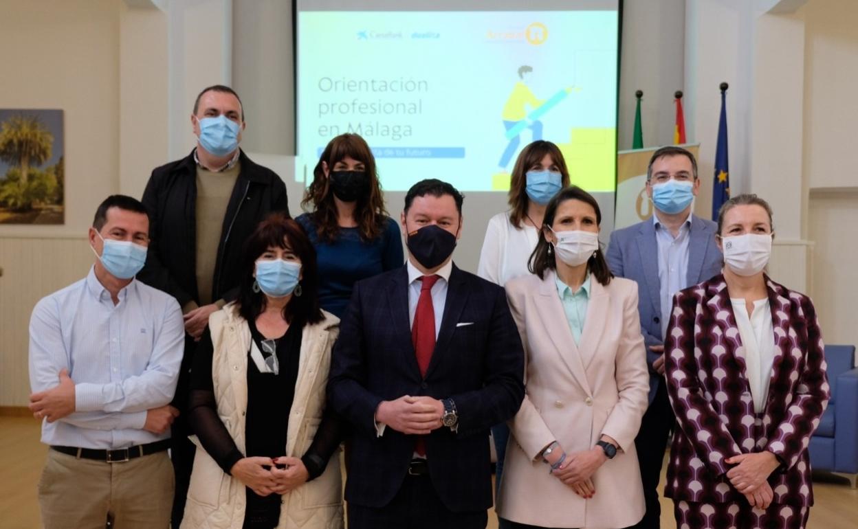 Organizadores y ponentes, en esta jornada de orientación profesional celebrada en Málaga. 