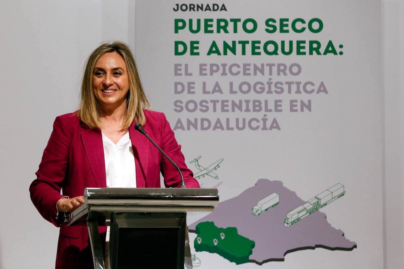 El acto ha sido organizado por SUR, el Puerto Seco y los puertos de Algeciras y Málaga en colaboración con la Junta de Andalucía y el Ayuntamiento de Antequera.