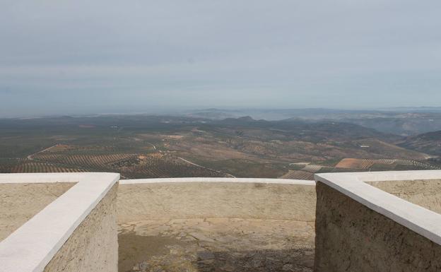 Desde el mirador de la Camorra, en Alameda, se ven las provincias limítrofes.