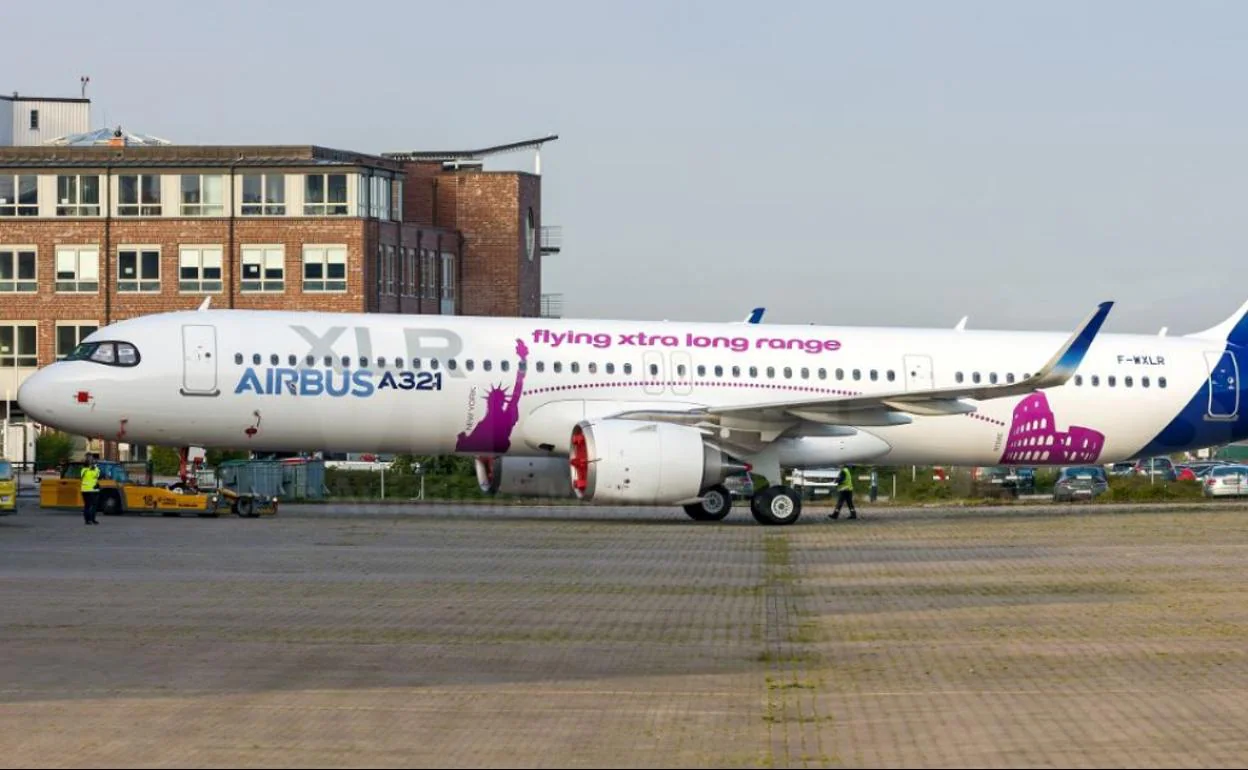 El primer modelo de pruebas del Airbus A321 XLR, un avión pensado para aeropuertos como el de Málaga. 