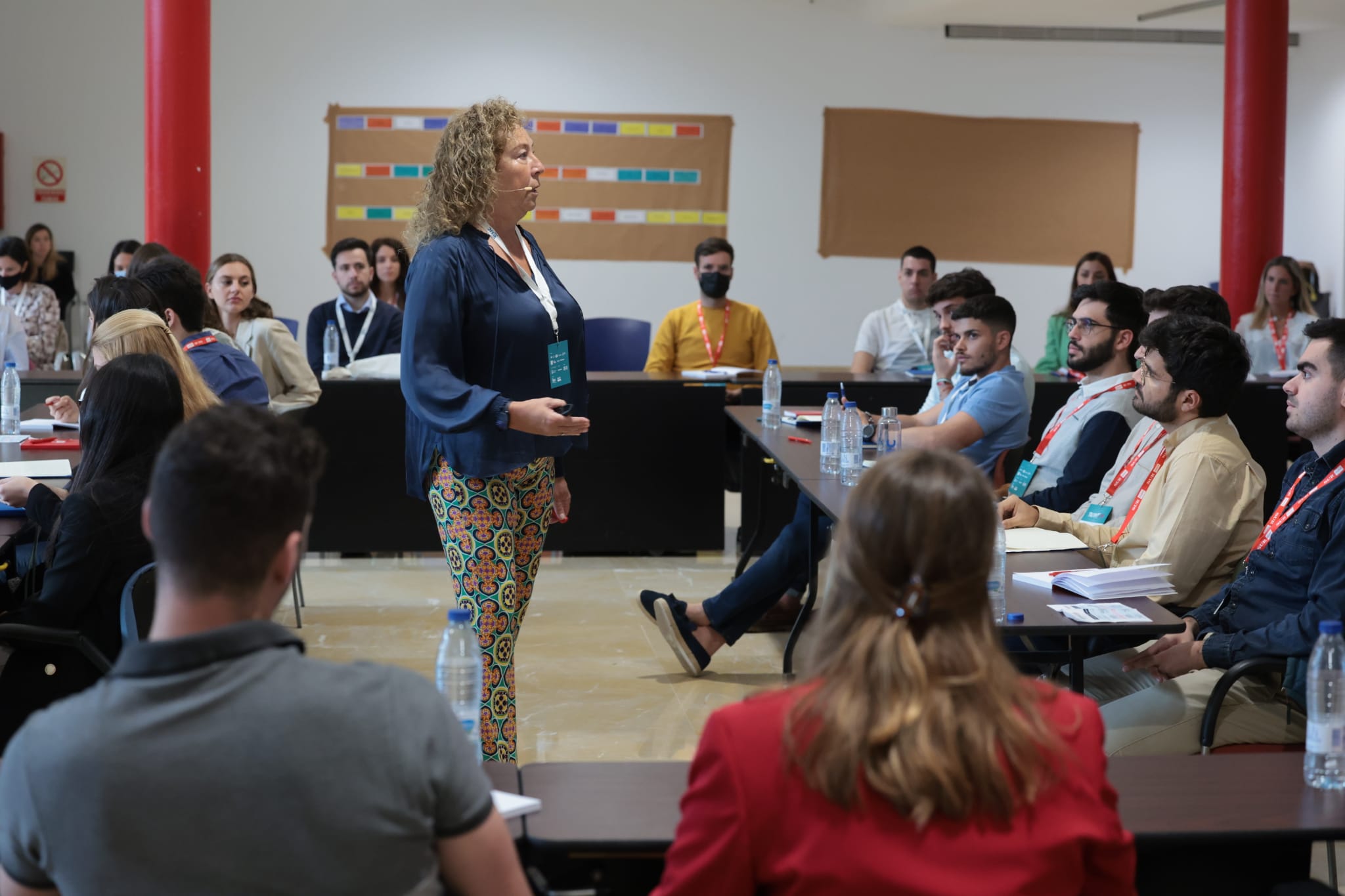 Los 50 seleccionados reciben instrucciones prácticas de las empresas más punteras de la provincia, en la segunda edición de este proyecto que se celebrara en el Palacio de Ferias