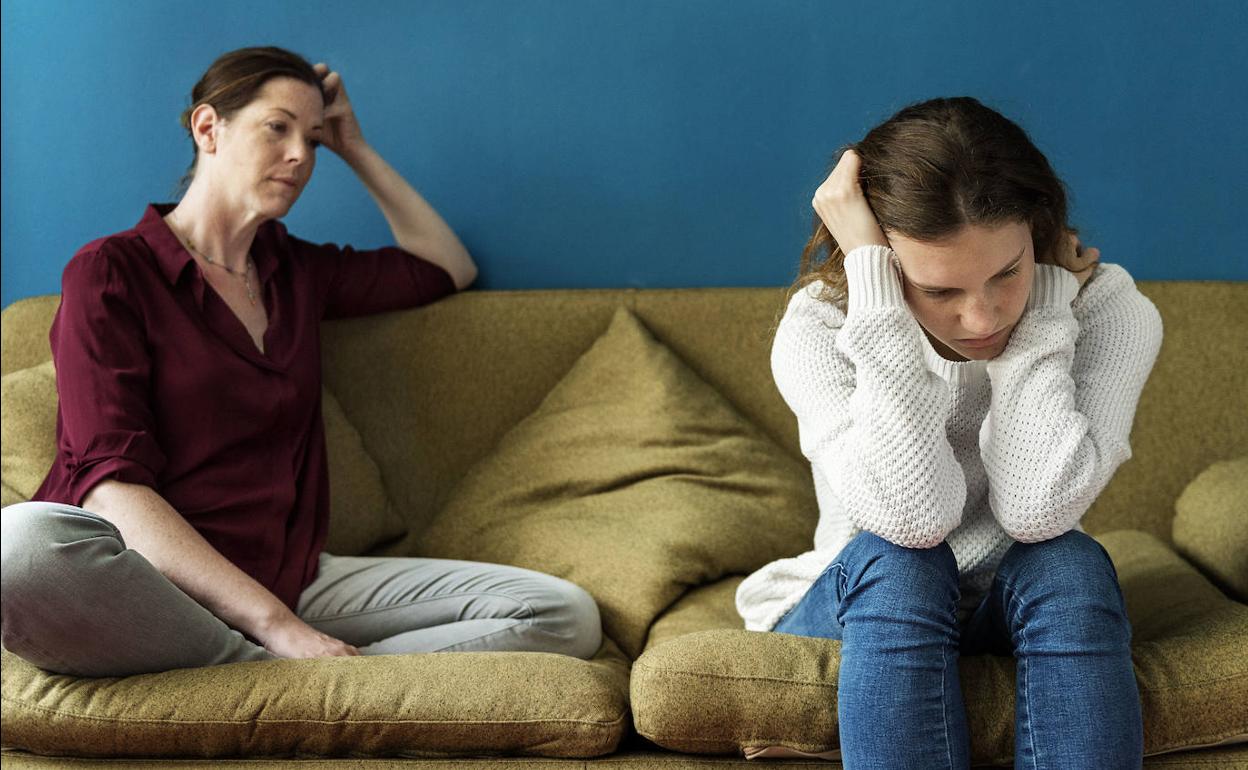 «Mi hijo no me escucha»: así reacciona el cerebro de los adolescentes al oír a sus madres