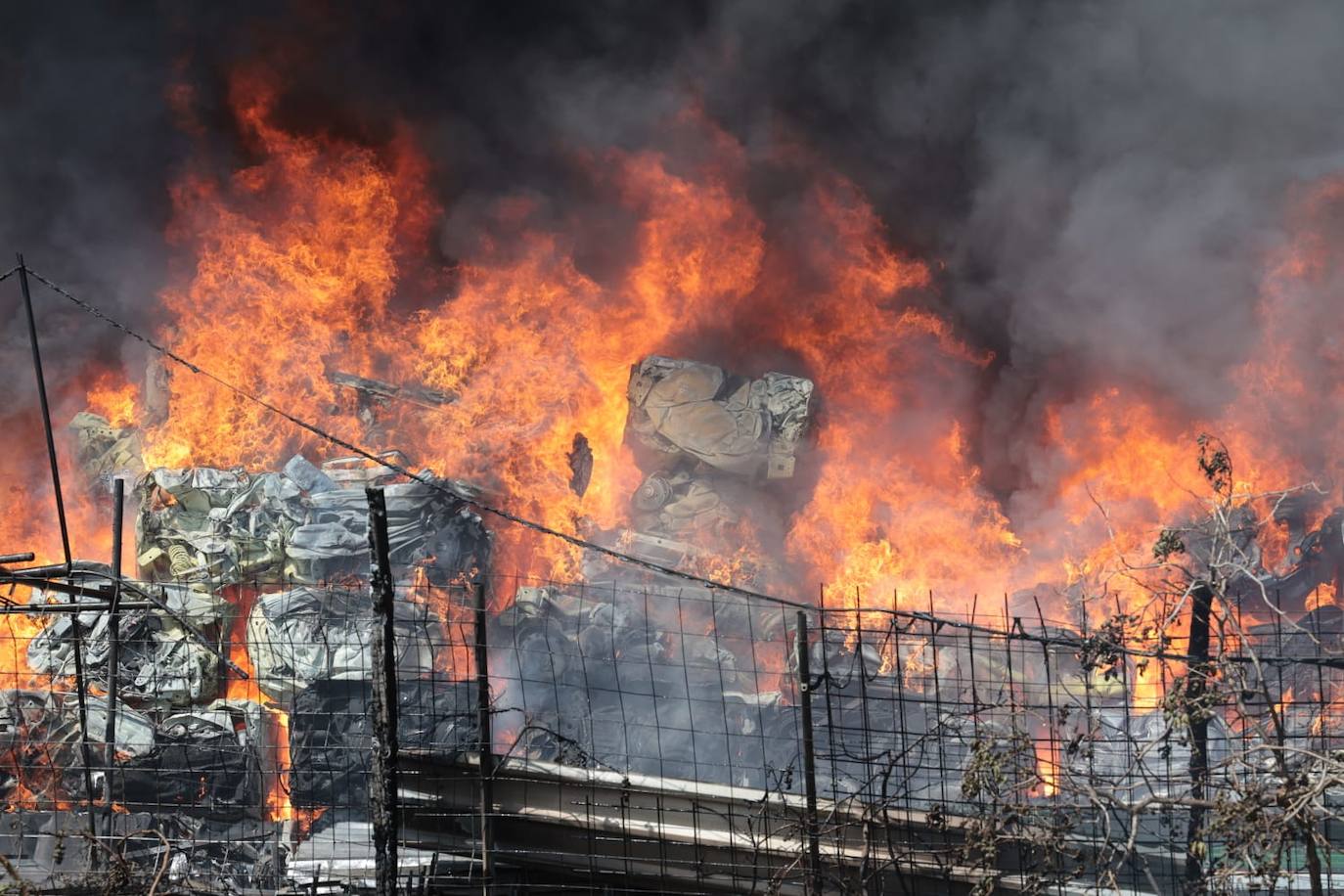 La imagen ha desatado la alerta entre los malagueños, que han realizado multitud de llamadas a los servicios de emergencias