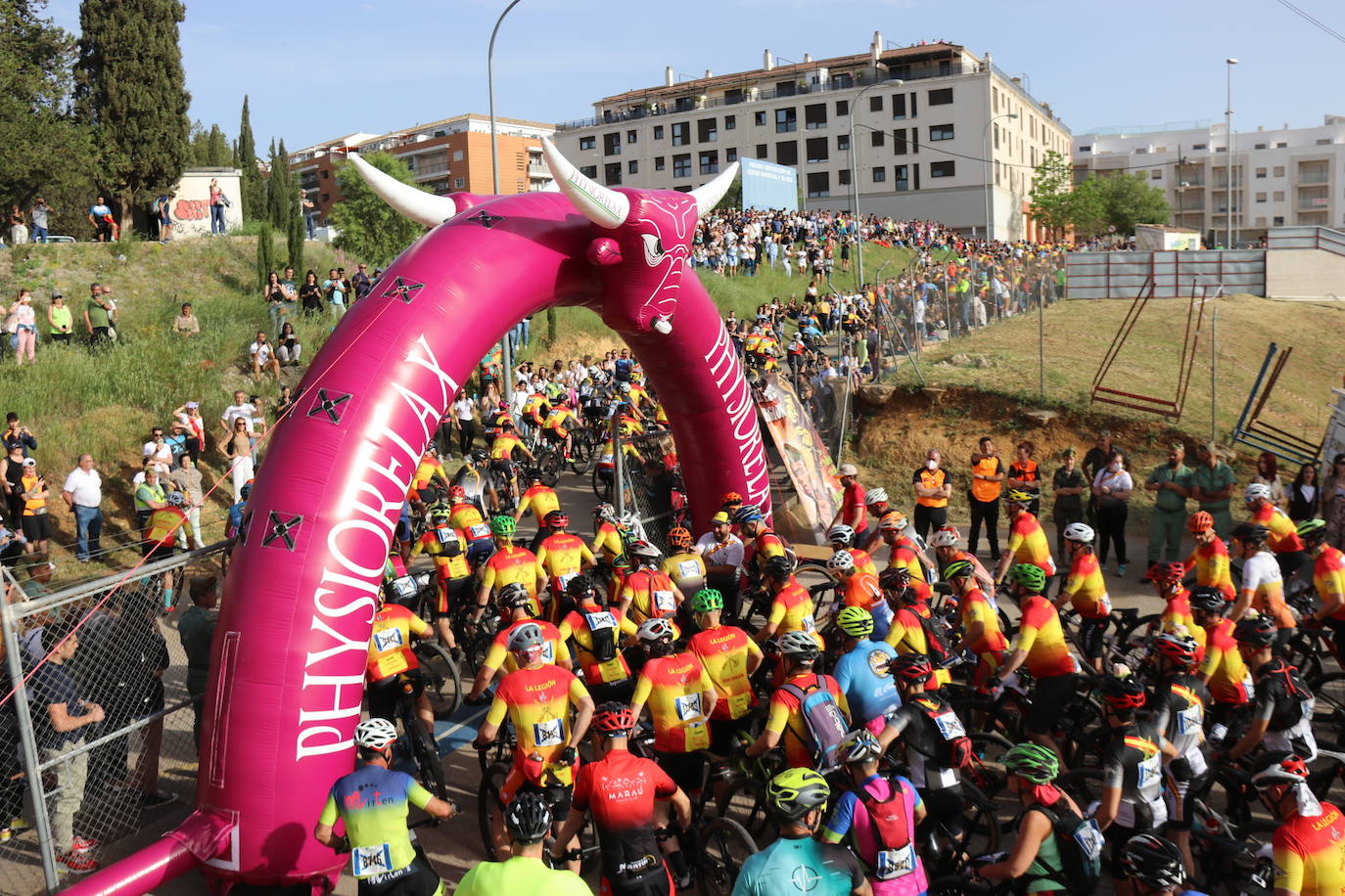 9.000 deportistas, a pie y en bicicleta, participan en el mítico evento que se empieza y termina en Ronda y que pasa también por Arriate, Alcalá del Valle, Setenil de las Bodegas, Montejaque y Benaoján