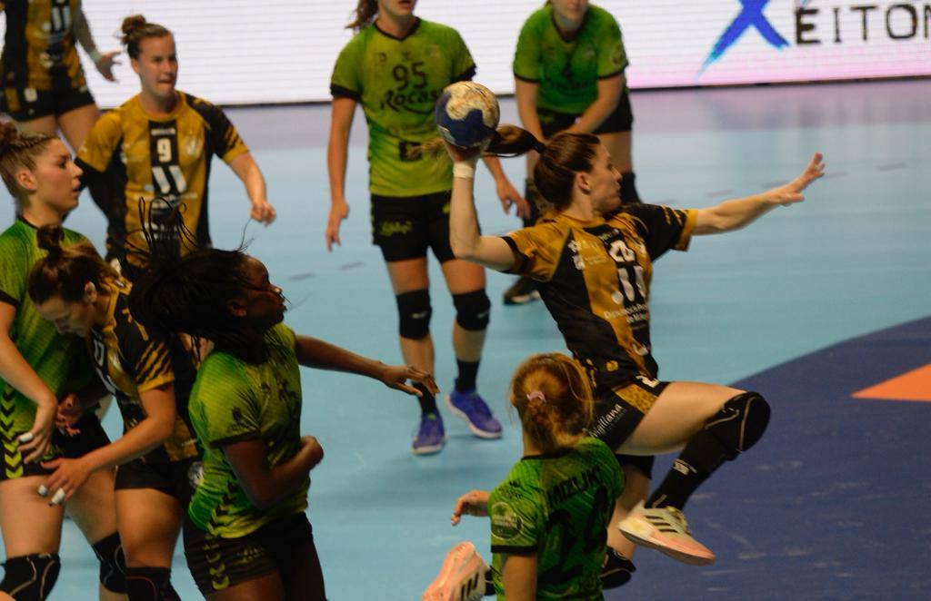 El Carpena batió un récord de espectadores en un partido de balonmano femenino en España 