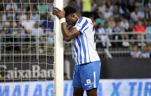 El Málaga pierde con el Burgos en La Rosaleda