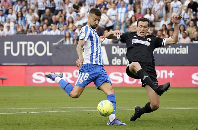 El Málaga pierde con el Burgos en La Rosaleda 