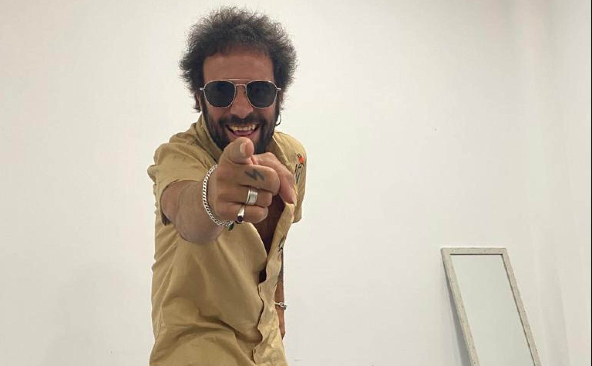 El Canijo de Jerez posa en Alameda tras la entrevista y antes del concierto 