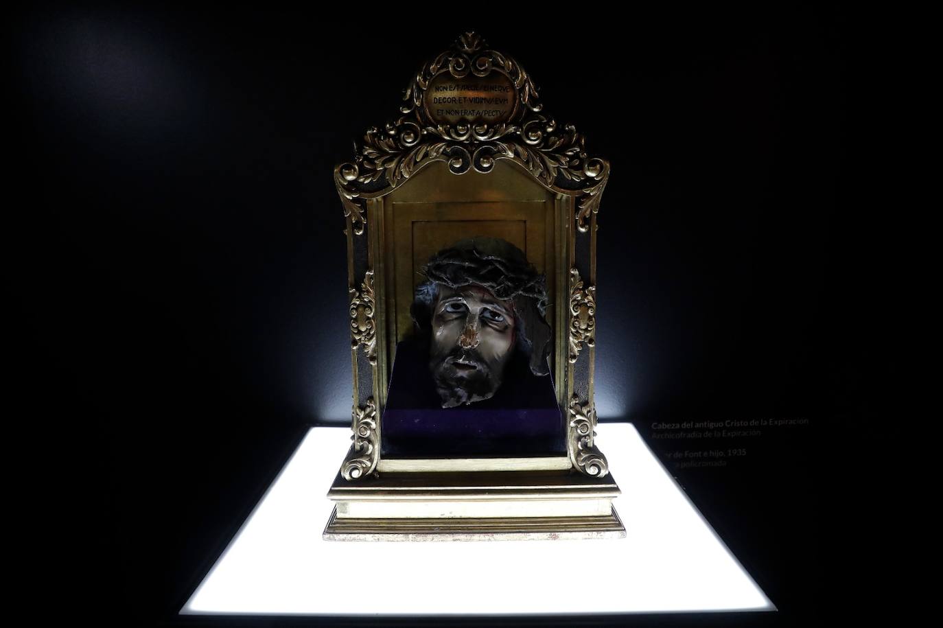 La última exposición por el centenario de la Agrupación de Cofradías podrá visitarse hasta finales de julio. 