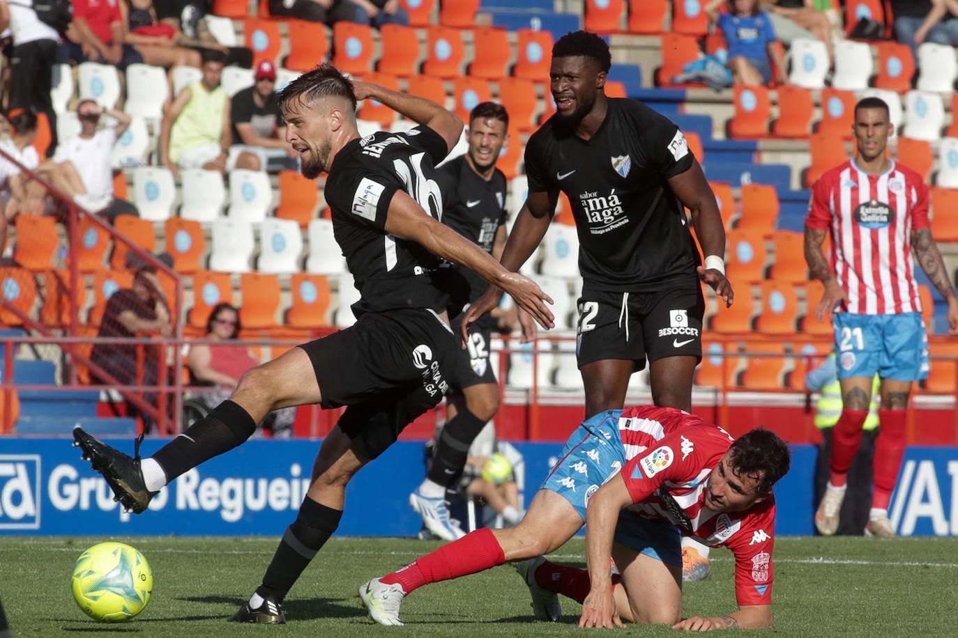 El Málaga despide la temporada con derrota en Lugo. 