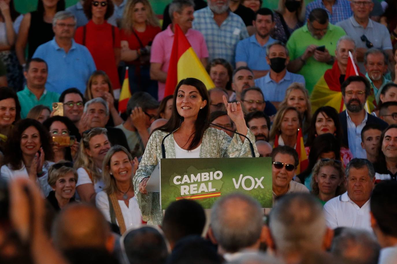 Vox congregó a sus simpatizantes en Muelle Uno. 