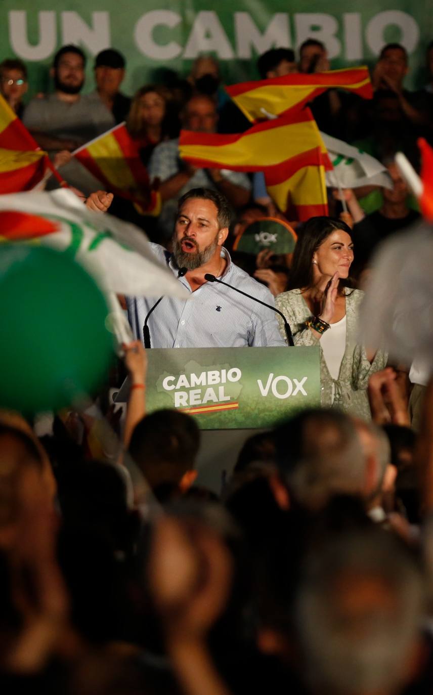 Vox congregó a sus simpatizantes en Muelle Uno. 