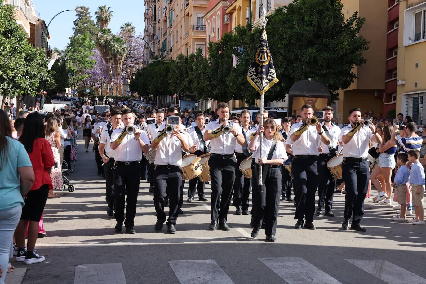 Procesión de María Auxiliadora por las calles de Málaga. 