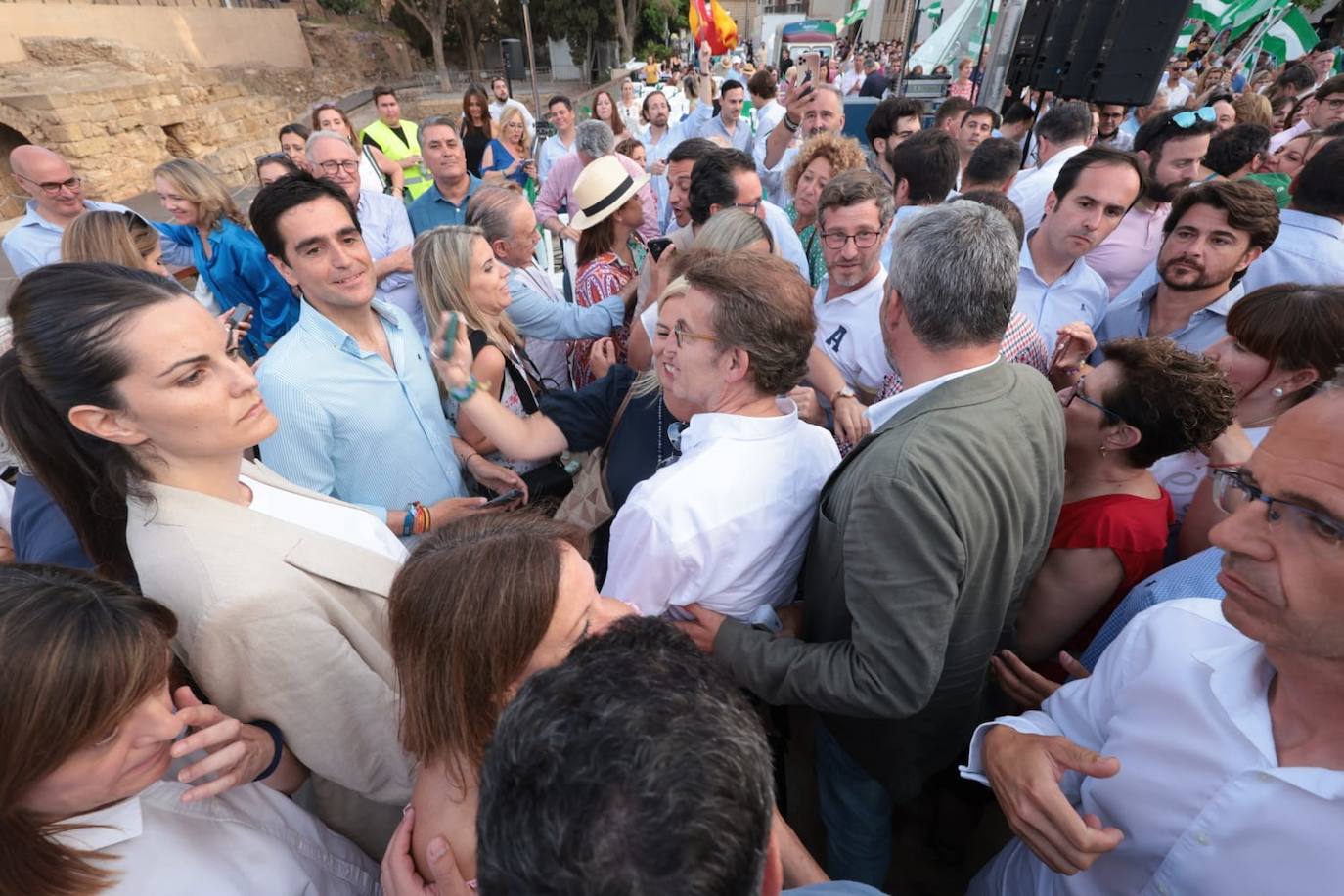 El PP celebró su mítin central en Málaga en la calle Alcazabilla. 