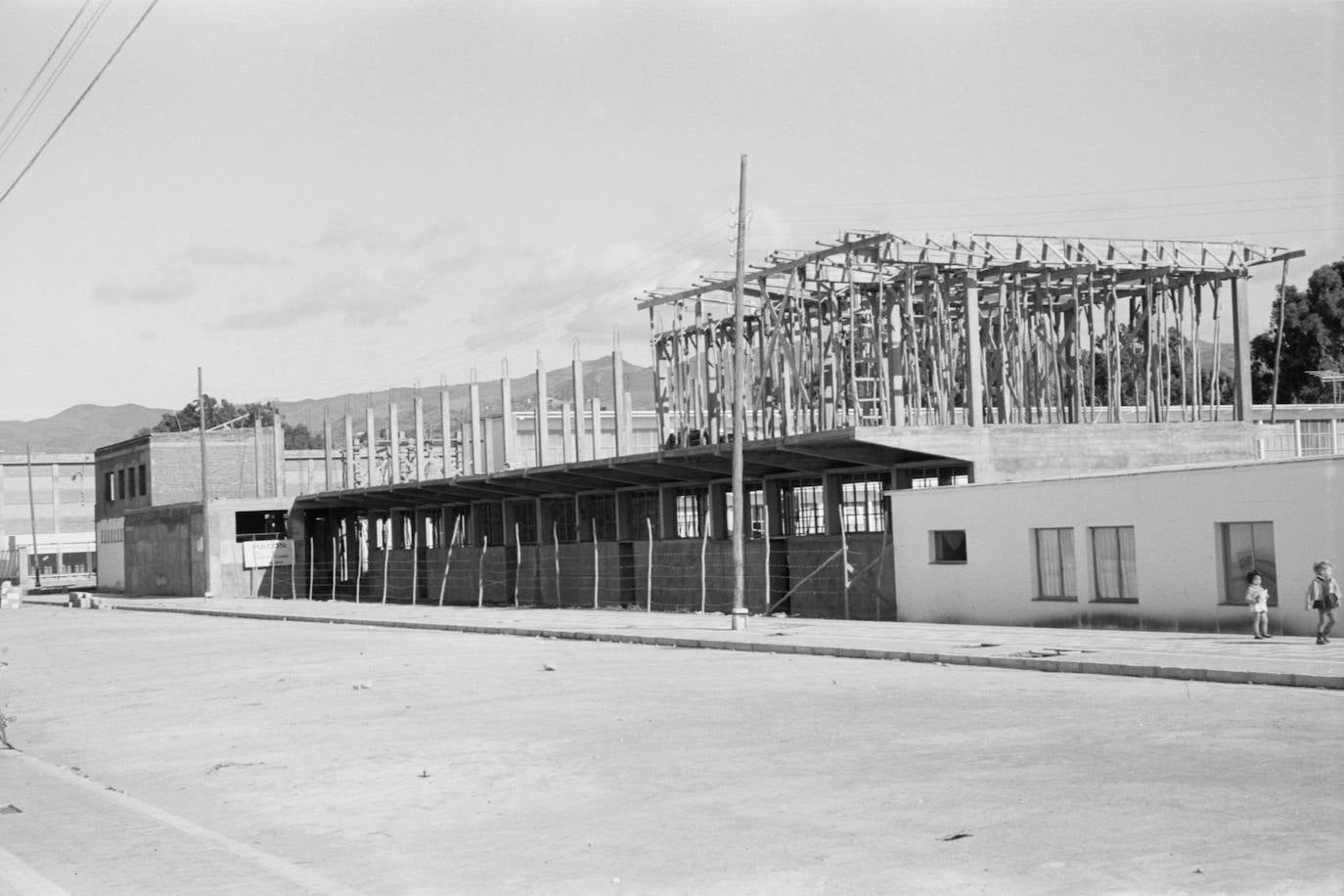 Noviembre, 1963. Obras de remodelación del Instituto Ntra. Sra. de la Victoria.