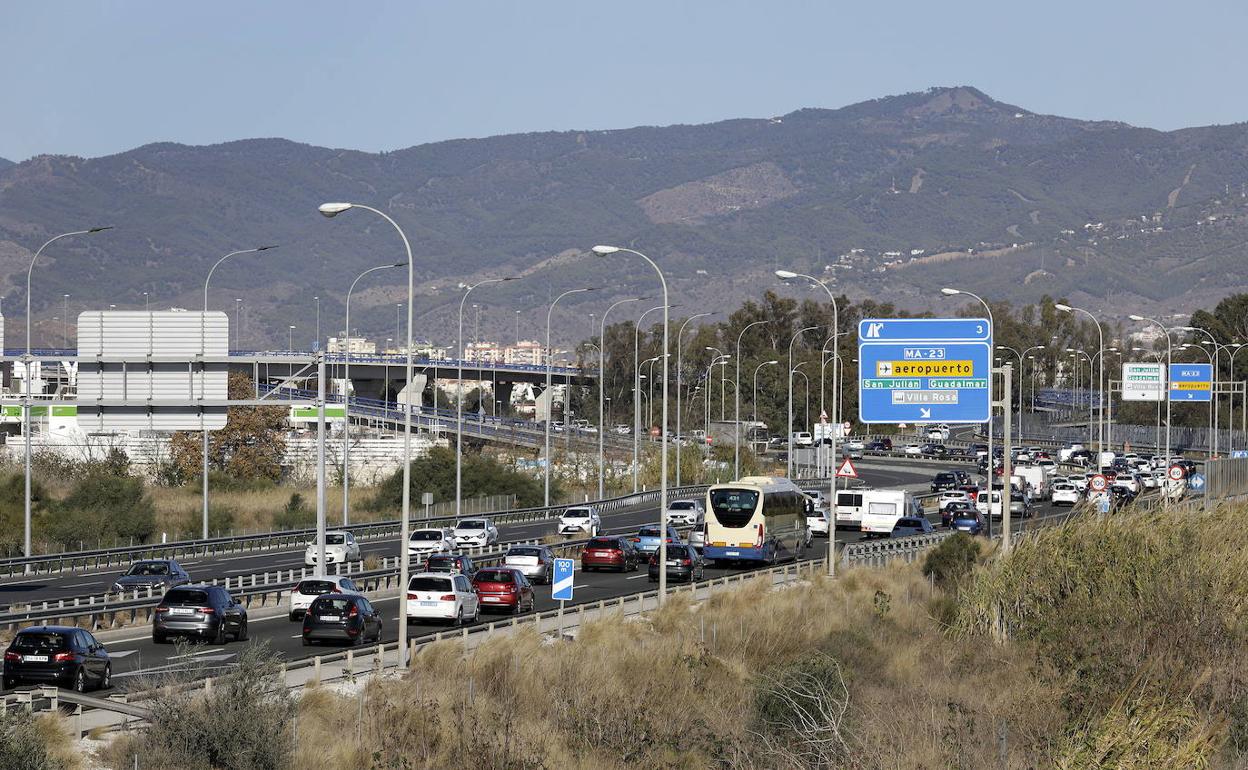 Las retenciones se producen con mucha frecuencia en este tramo de la MA-20. 