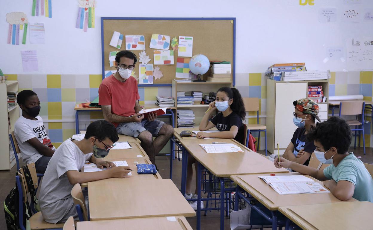 Alumnos, durante una clase de refuerzo, el año pasado. 