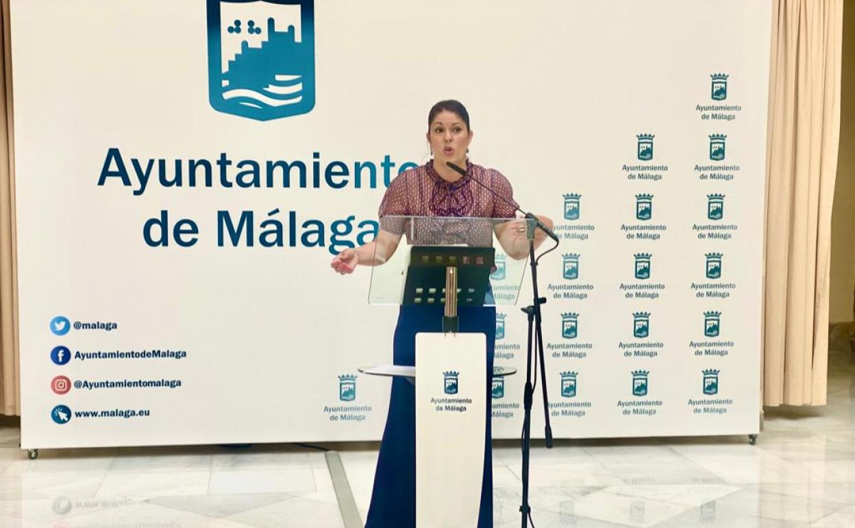 La portavoz naranja, Noelia Losada, en la ronda de ruedas de prensa de los grupos municipales de cara al pleno de hoy jueves.