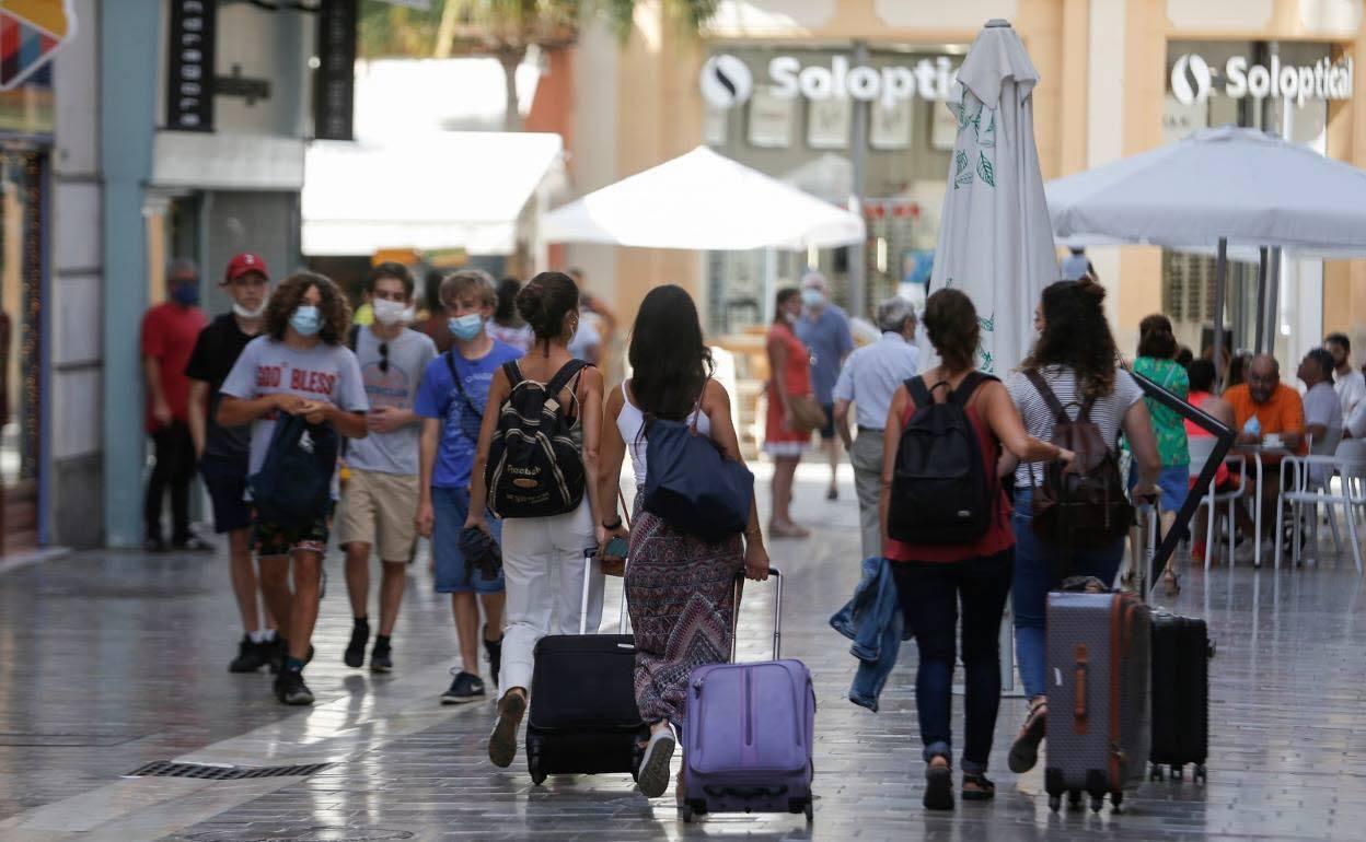 Turistas en la calles del Centro de Málaga. 