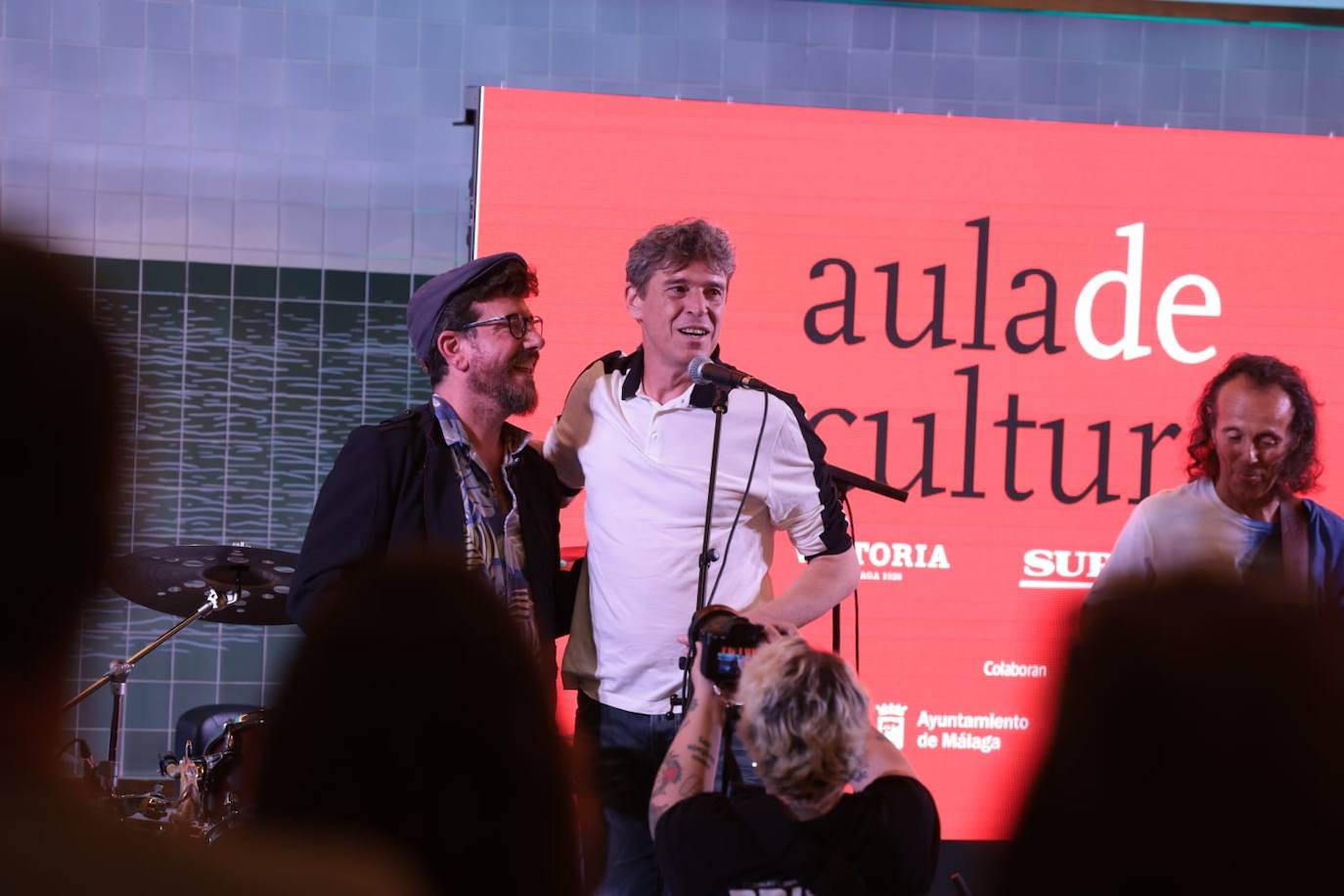 Danza Invisible y Tabletom, en el Aula de Cultura de SUR. 