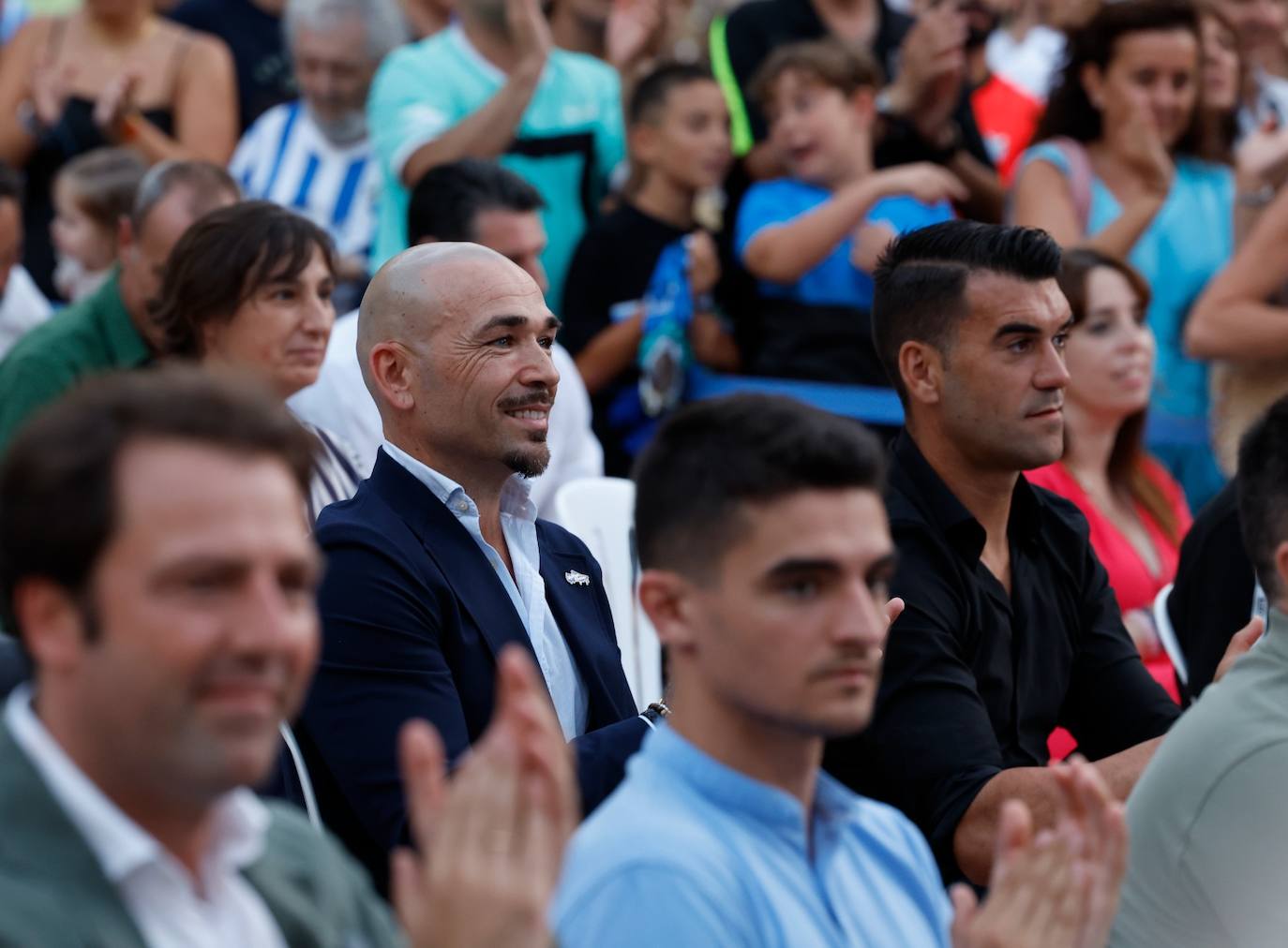 El Málaga desveló la que será la camiseta de su primera equipación 