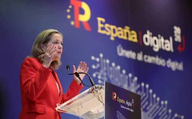 La vicepresidenta Nadia Calviño durante la presentación de España Digital 2026.