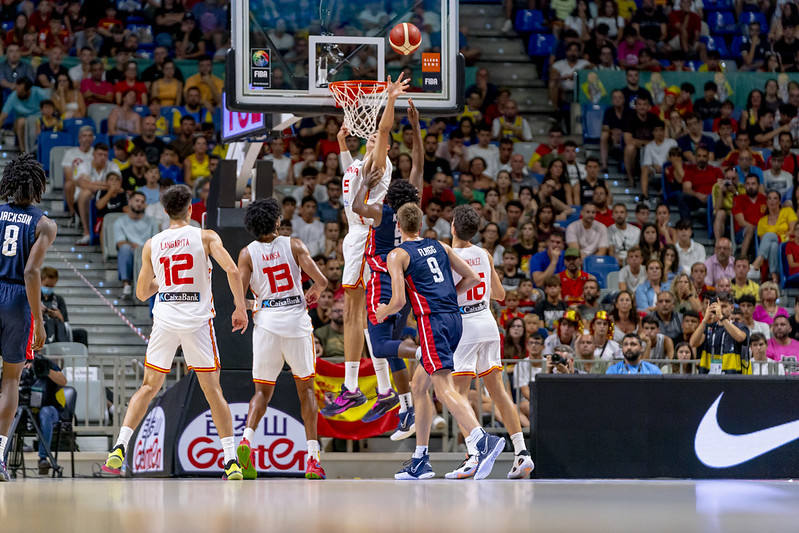 Fotos: El Carpena vibra con España en la final del Mundial sub-17