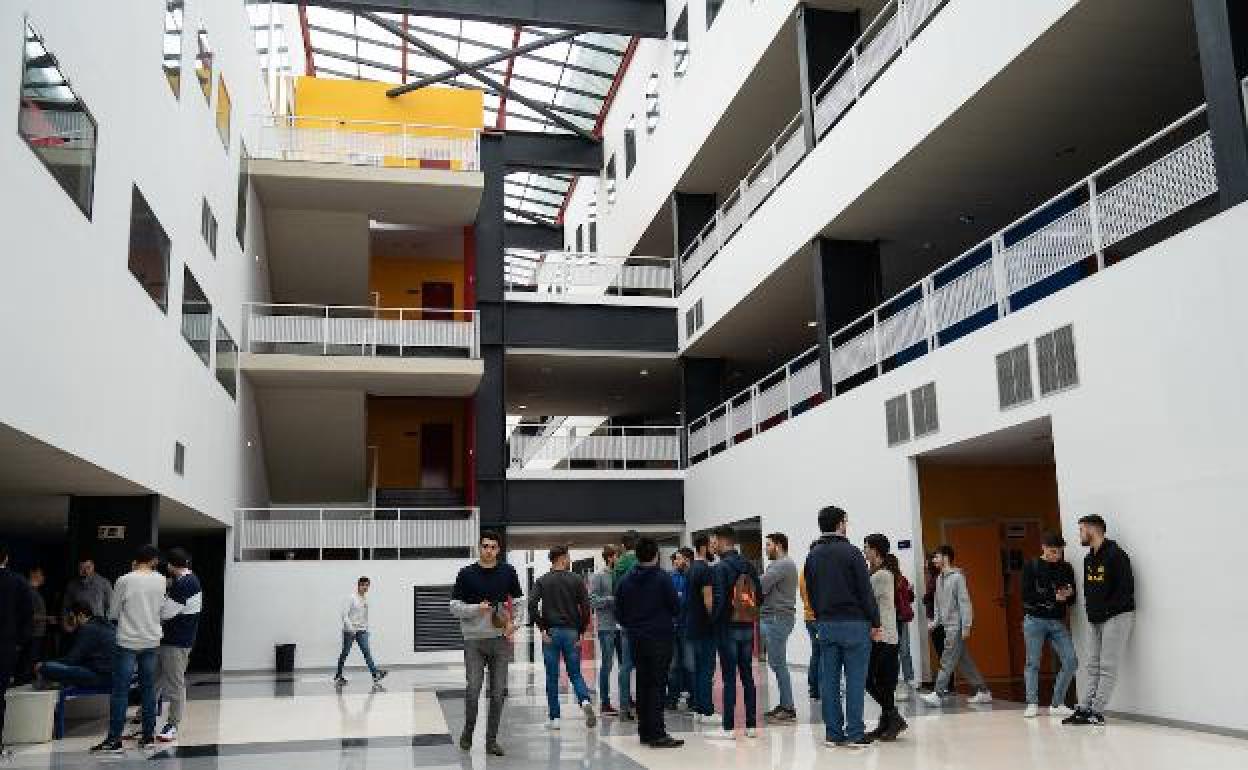 Escuela de Industriales, que ofertará un nuevo máster universitario. 