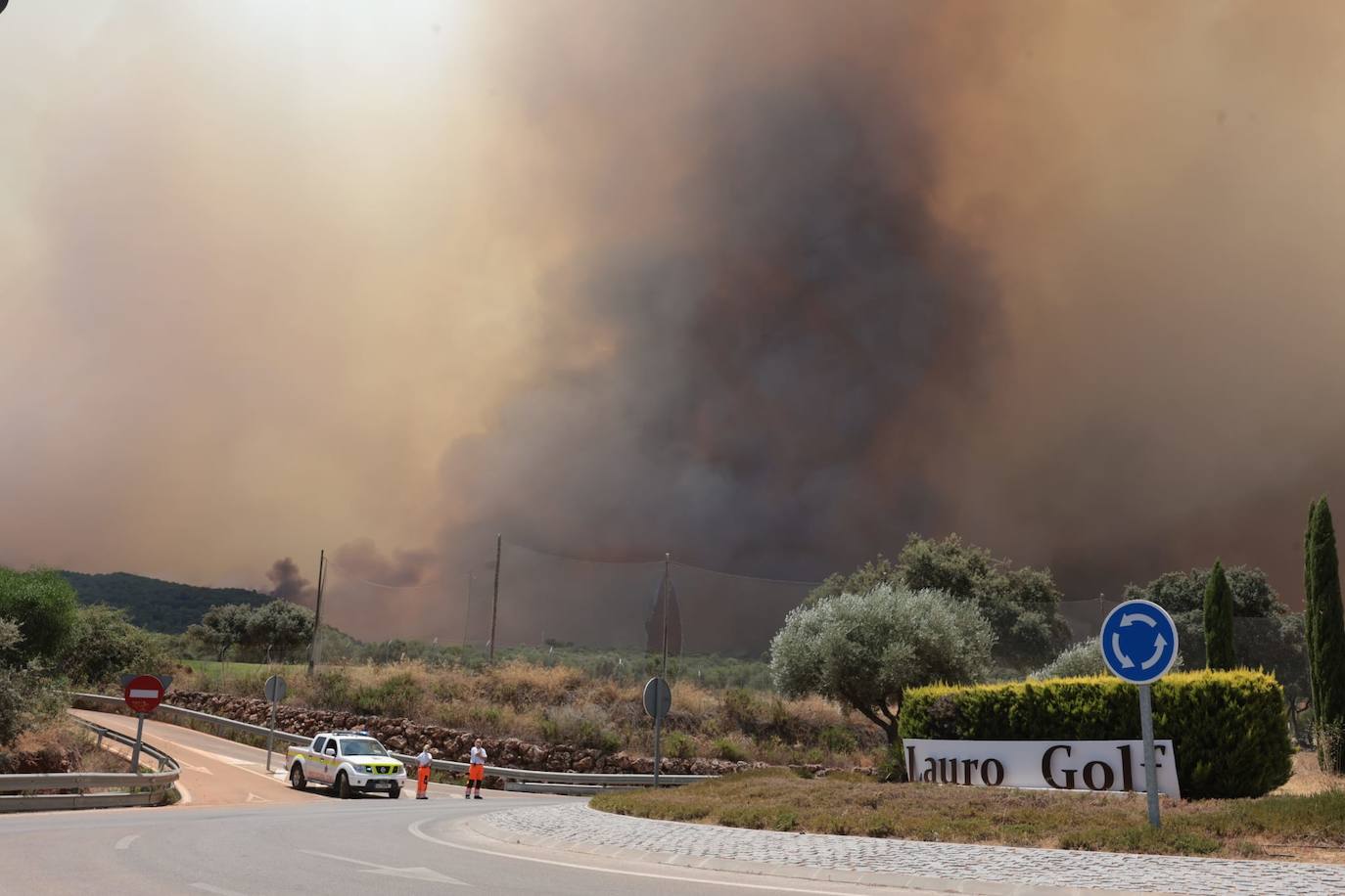 Vista del incendio desde la zona de Alhaurín de la Torre 