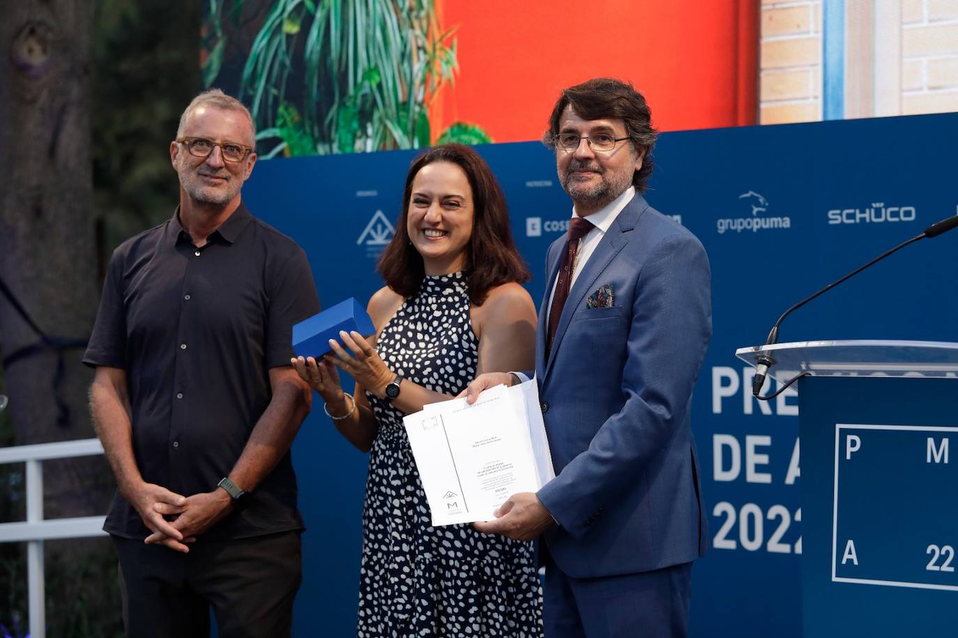 El nuevo pabellón de gobierno de la Universidad gana el primer premio. La nueva sede de Cruz Roja y la Facultad de Psicología y Logopedia, también distinguidos. 