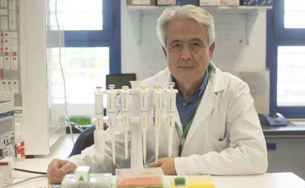 El oncólogo Emilio Alba se incorpora como patrono a la Fundación Unicaja